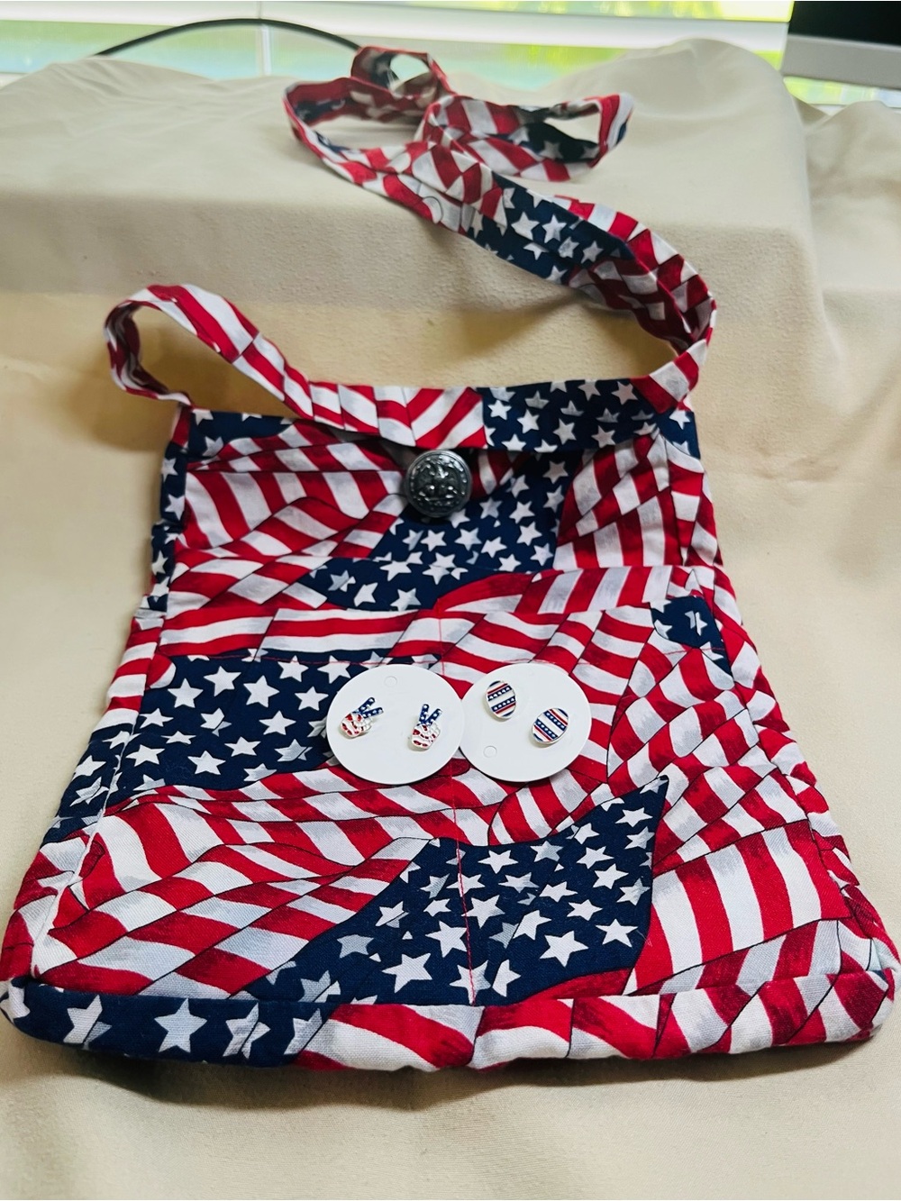 American Flag Crossbody Bag - Red, White & Blue & 2 Pair of Patriotic Earrings.